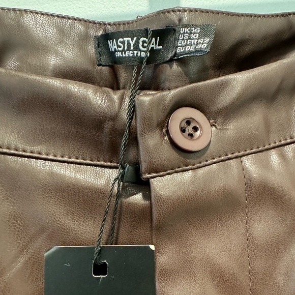 NWTS Nasty Gal brown vegan leather flare pants with stars on back size 10 NWTS - Picture 5 of 8